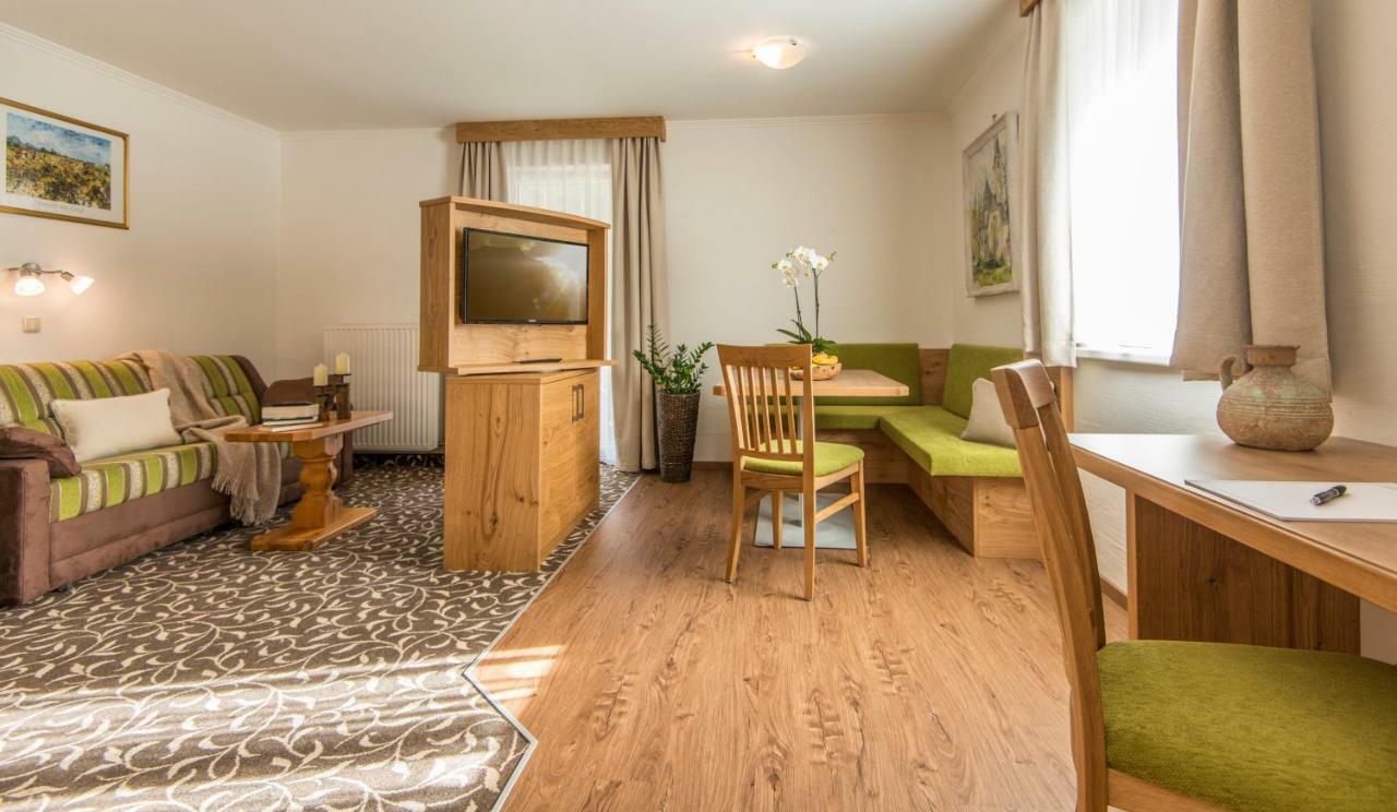 Pension Appartements Gabriele Bad Gastein Ngoại thất bức ảnh